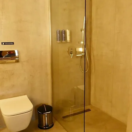 Hotel Madama Nikosia