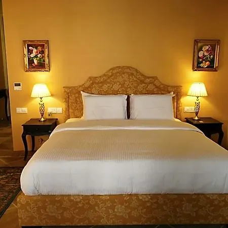 Madama Otel