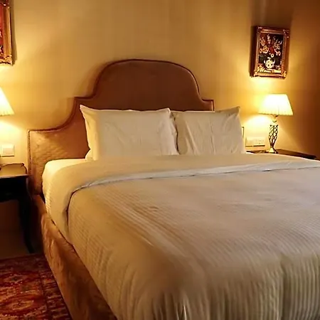 Madama Otel Lefkoşa