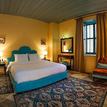 Hotel Madama