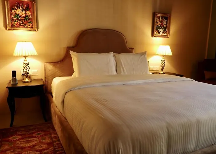 ホテル Madama ニコシア